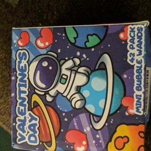 Valentines Day 42 mini bubble wands new